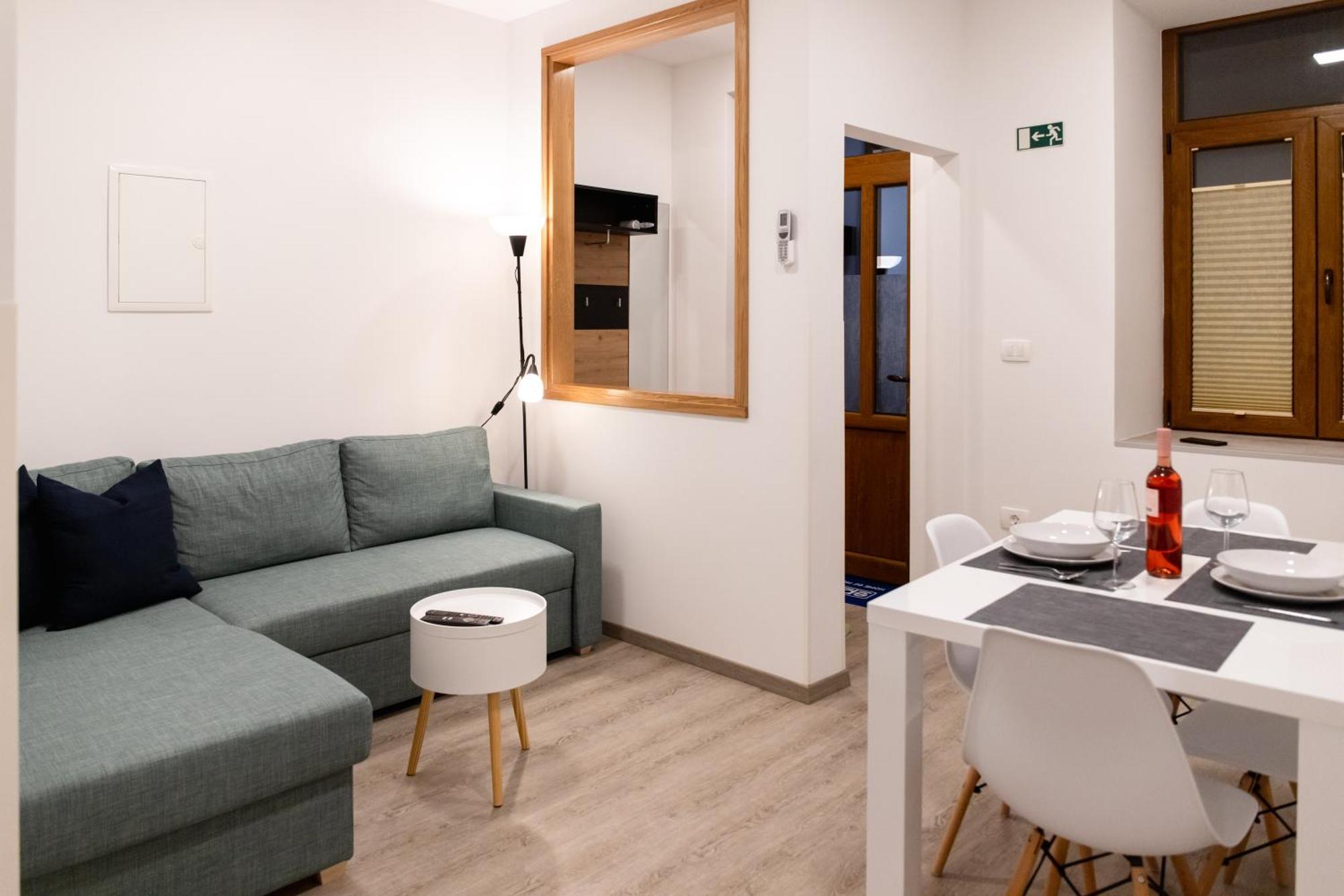 Oliver Street Apartment Vipava Extérieur photo