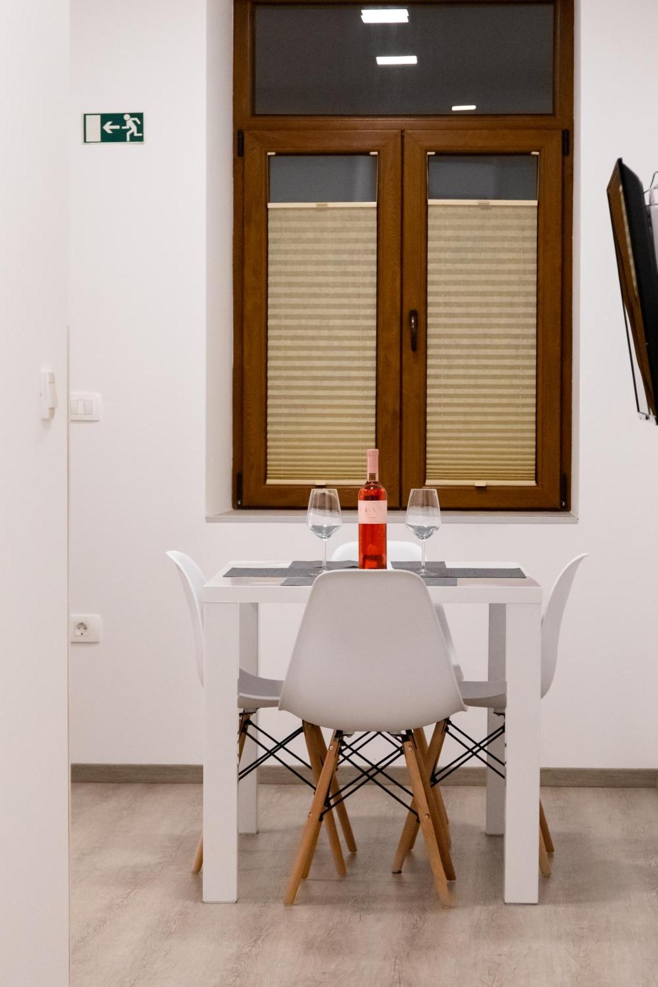 Oliver Street Apartment Vipava Extérieur photo