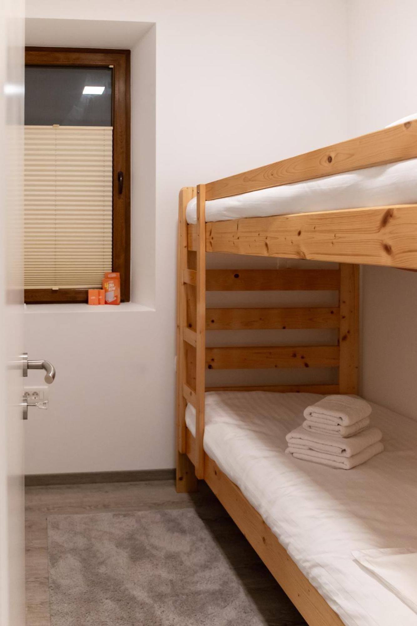 Oliver Street Apartment Vipava Extérieur photo
